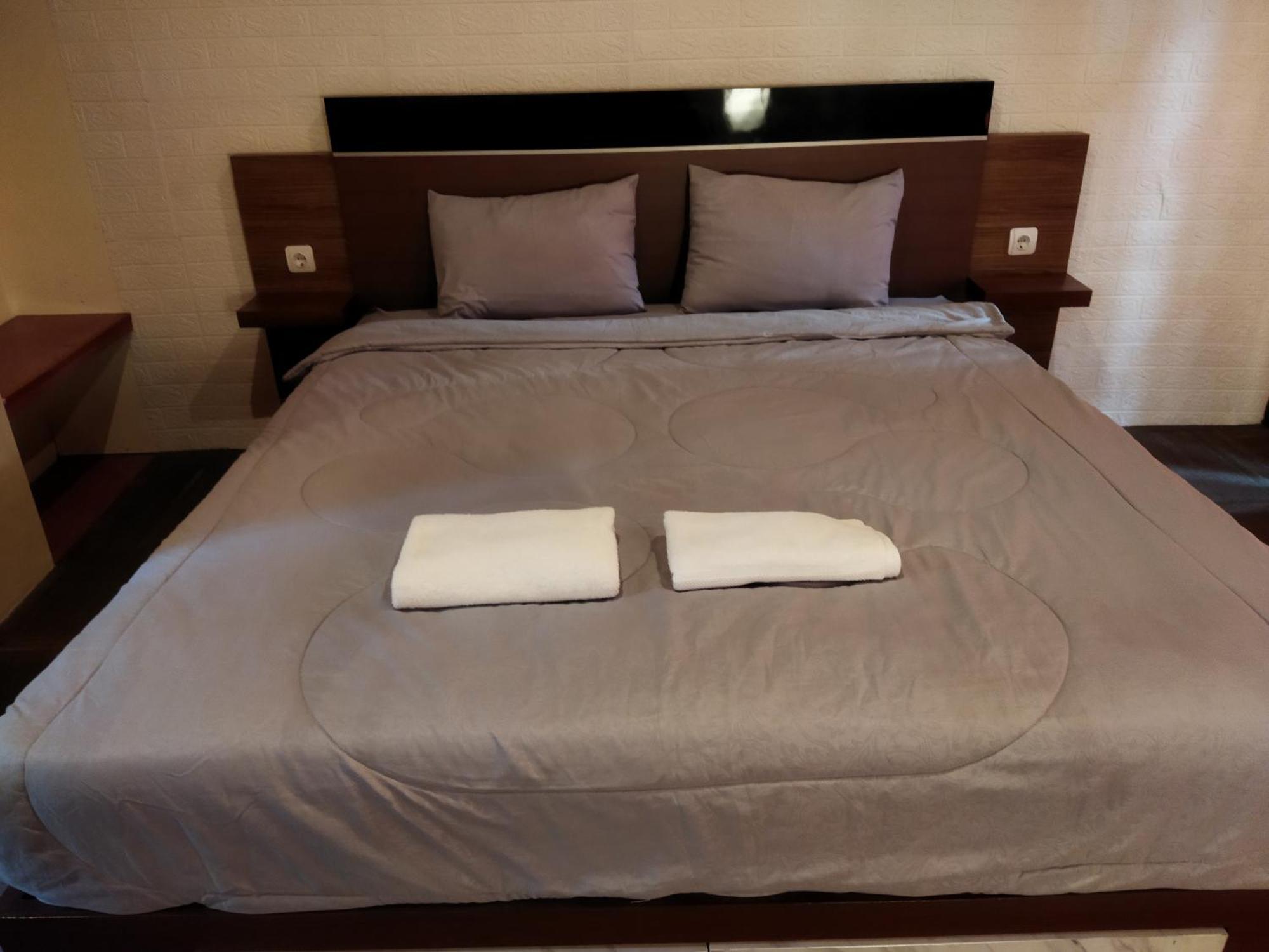 Pijar Resort Powered By Cocotel Kudus Rum bild